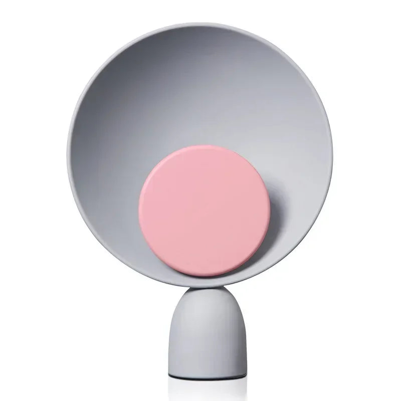 Nowoczesna lampa dekoracyjna w szarym i różowym kolorze od xiuxiu, idealna do stylowych wnętrz