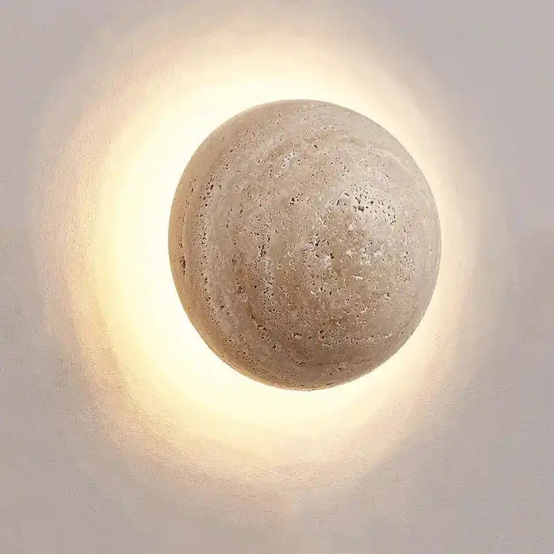 Pumous lampa ścienna w kształcie kuli z naturalnego kamienia o ciepłym świetle