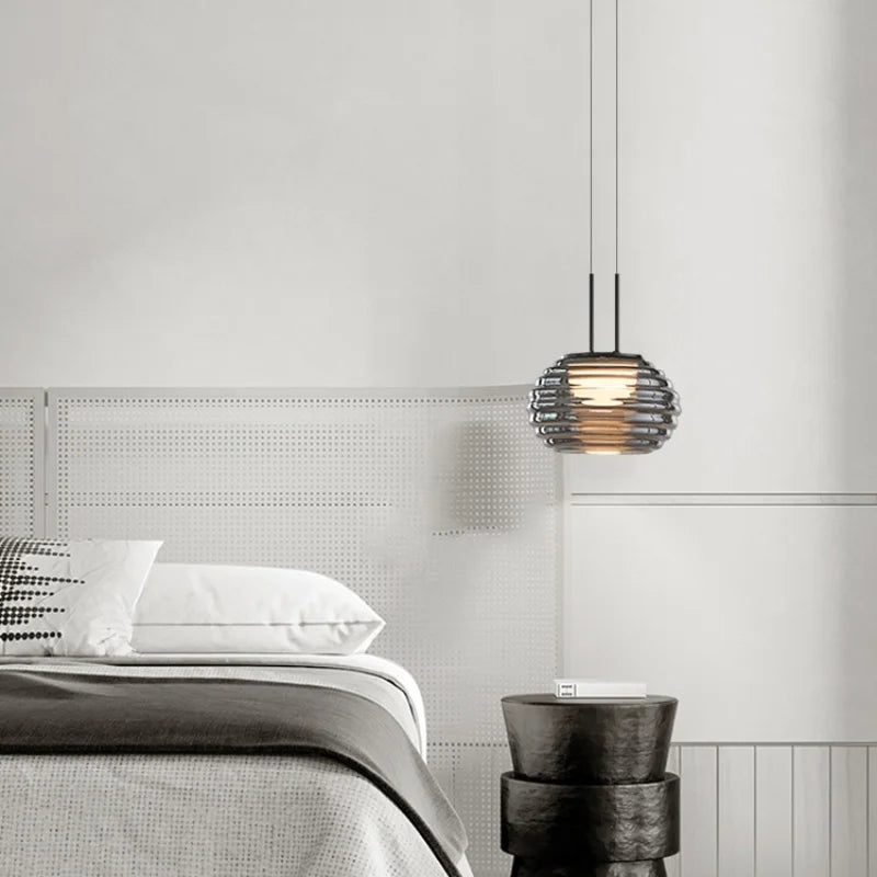 Nowoczesna lampa wisząca szklana z regulowanym kablem LED E14