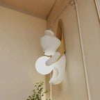 Nordycka lampa ścienna z żywicy LED do pokoju dziecięcego miś