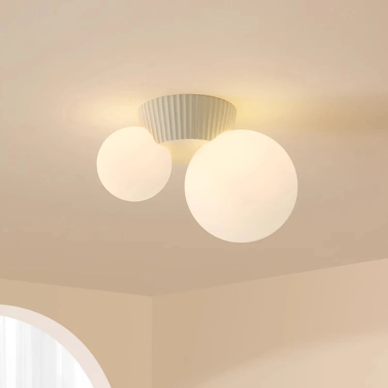 Nowoczesna francuska lampa sufitowa LED do holu i balkonu