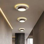 Naturalna lampa sufitowa LED Wabi Sabi z drewna orzechowego D22cm