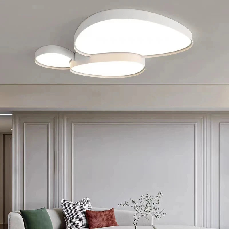 Sterowana pilotem nowoczesna lampa sufitowa LED do salonu jadalni