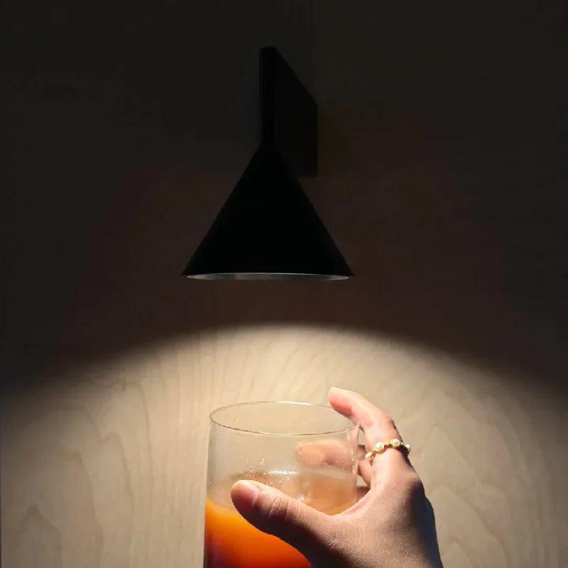 Nowoczesna Metalowa Lampa Ścienna LED 7W Zimna Ciepła Barwa