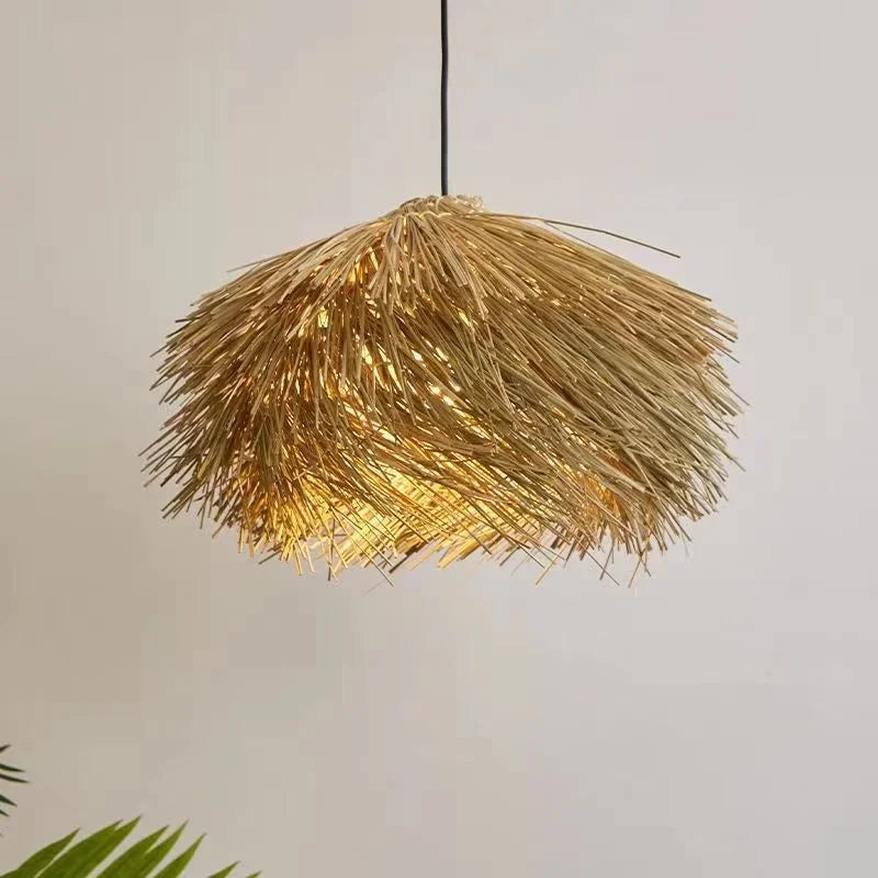Boho lampa wisząca z naturalnego materiału w stylu boho od SaloEElaitte