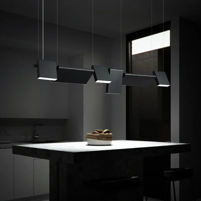 Nowoczesna lampa do jadalni ROEDLIGHT czarna wisząca nad stołem kuchennym