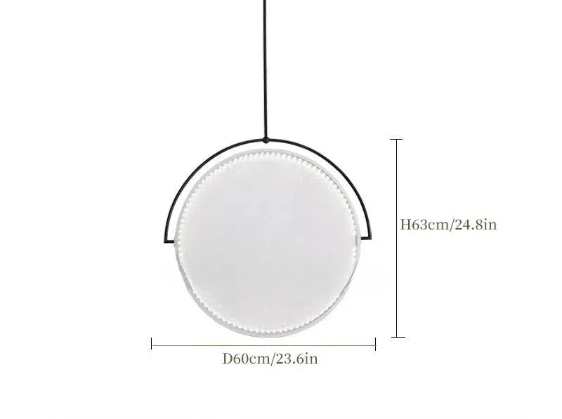 Jaśnie Panie designerska lampa wisząca, okrągła, biała, widok z przodu, do nowoczesnego salonu