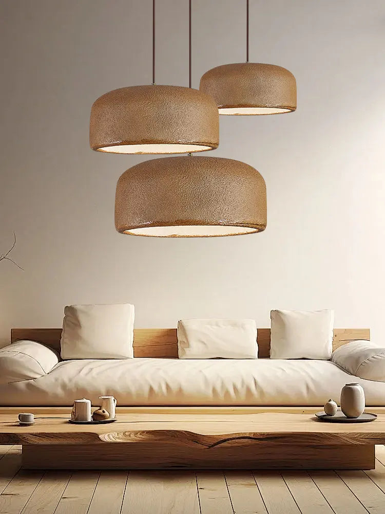 Designerska lampa sufitowa SKXL w stylu modern z trzech wiszących kloszy w naturalnym kolorze