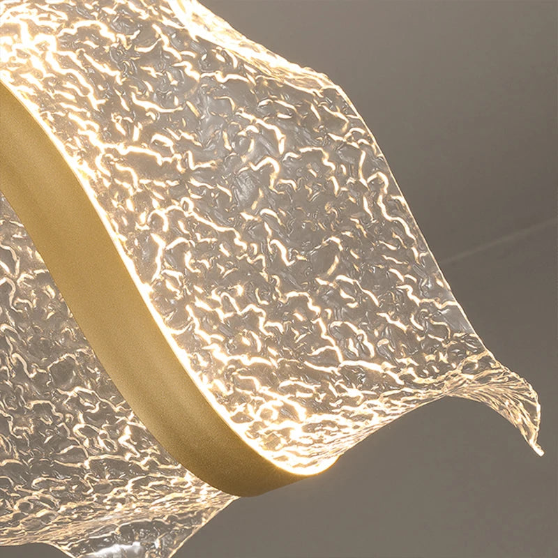 OEM lampa do kuchni z falistym teksturowanym szklanym kloszem ciepłe podświetlenie i złoty pasek