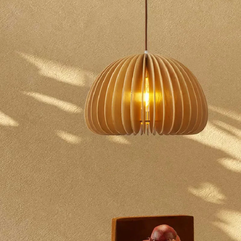 Nowoczesna drewniana lampa wisząca TechBreeze o unikalnym designie do salonu i jadalni