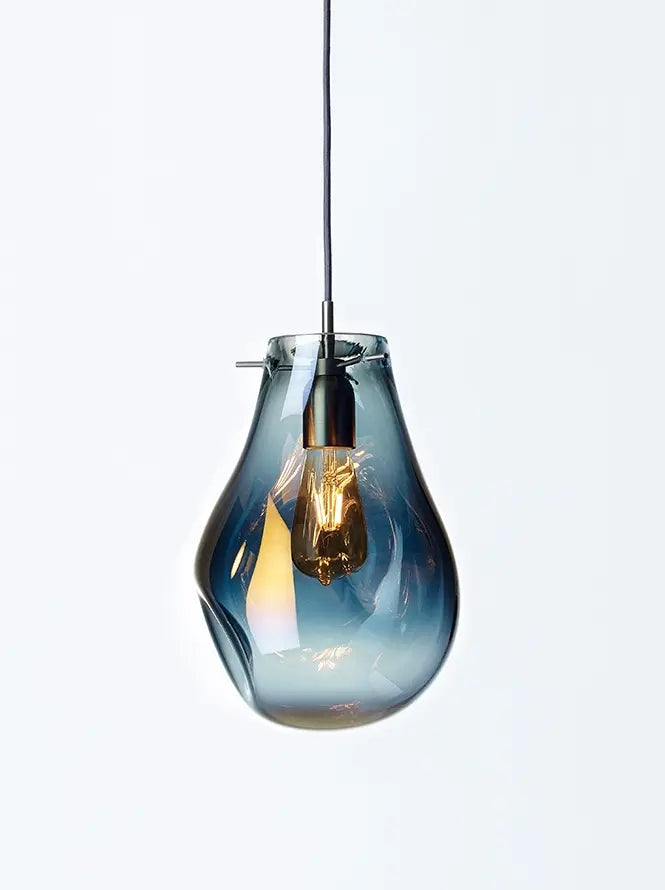 Ekskluzywne oświetlenie wnętrz nowoczesna szklana lampa wisząca z dekoracyjną żarówką