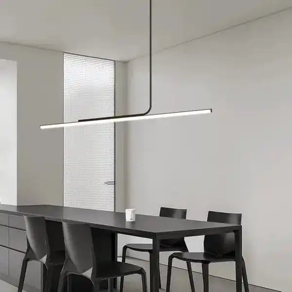 Minimalistyczna czarna lampa do salonu minimalistyczna Gather wisząca nad stołem jadalnym
