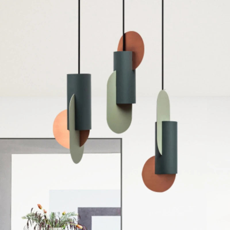 Kreatywna Lampa wisząca, kolor zielony i miedziowy, kadr przód, przeznaczenie salon