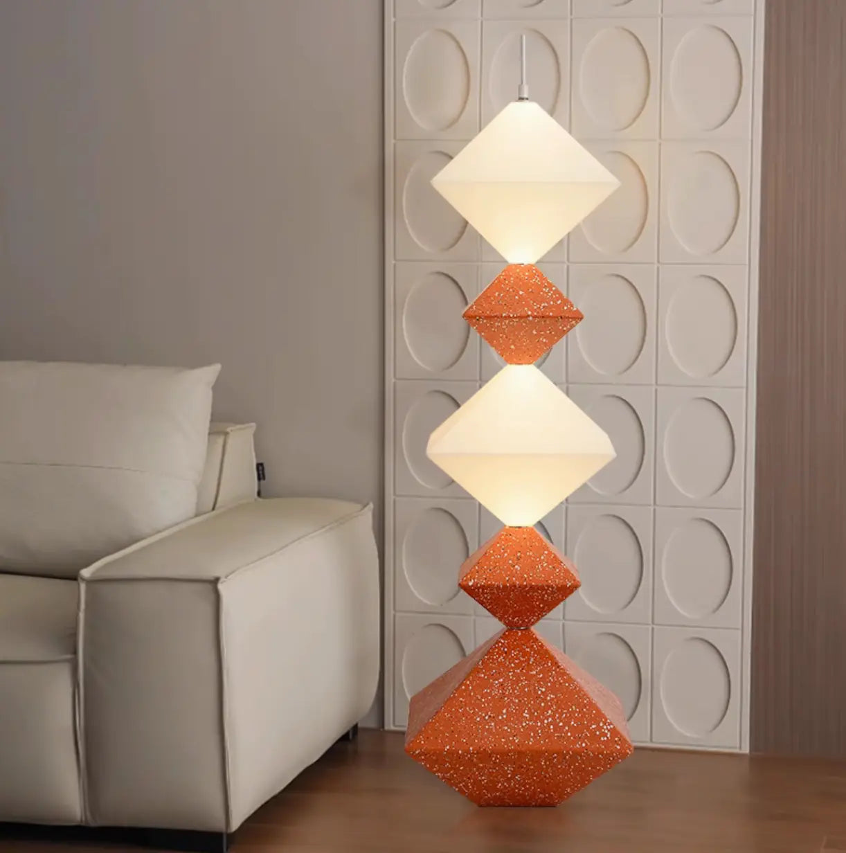 Nowoczesna podłogowa lampa Inna marka z kreatywne lampy geometryczne w białym i pomarańczowym kolorze