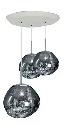 Trzy czarne kreatywne lampy szklane zawieszone na białej podstawie sufitowej marki Jaśnie Panie