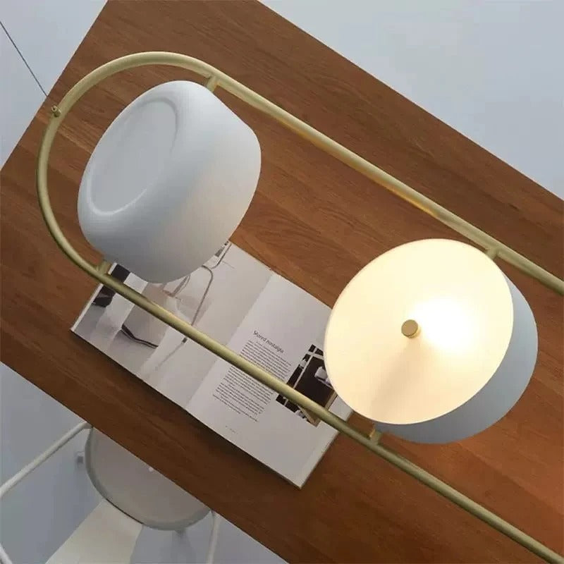 Lampa do kuchni Artpad, nowoczesny design, złoty kolor, kadr z góry