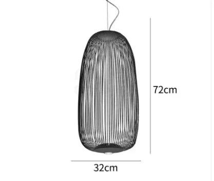 Lampa wisząca Jaśnie Panie, metalowa, czarna, przód, lampa do salonu