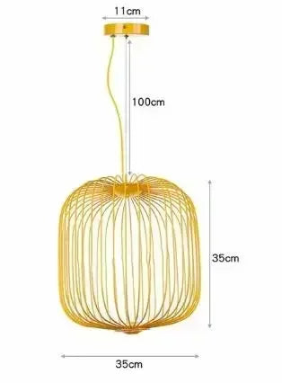 Lampa do salonu Jaśnie Panie, ozdobna, żółta, wisząca z siatki, przód, nowoczesny styl