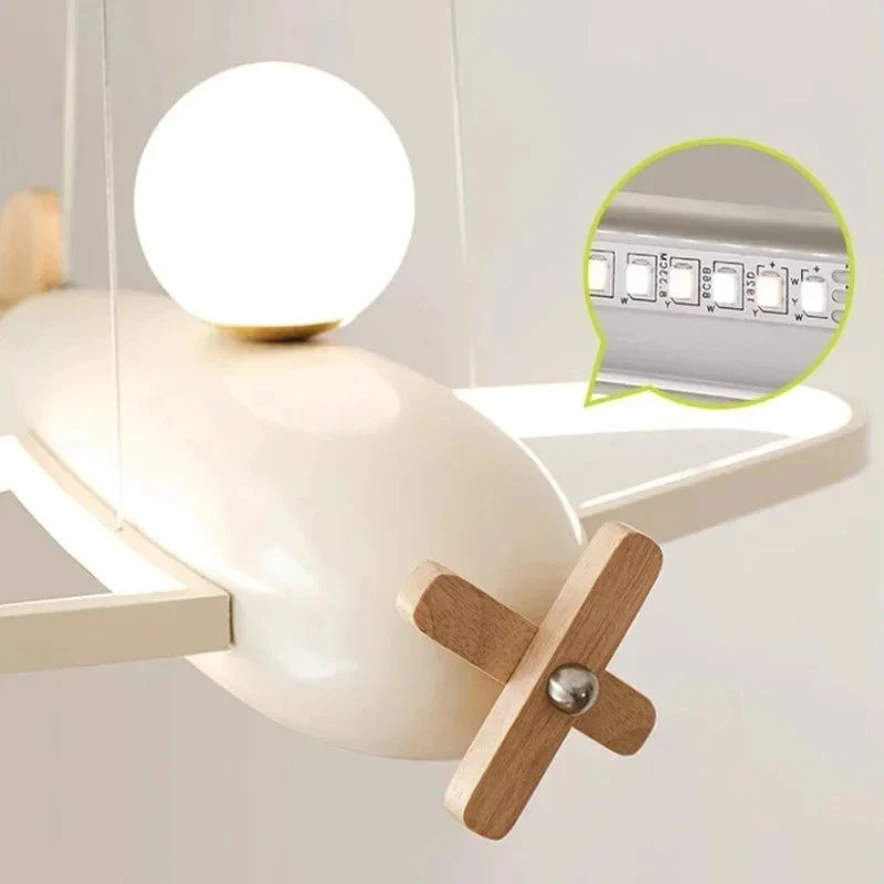 Lampa samolot, sufitowa, biała, kadr przód, do pokoju dziecięcego
