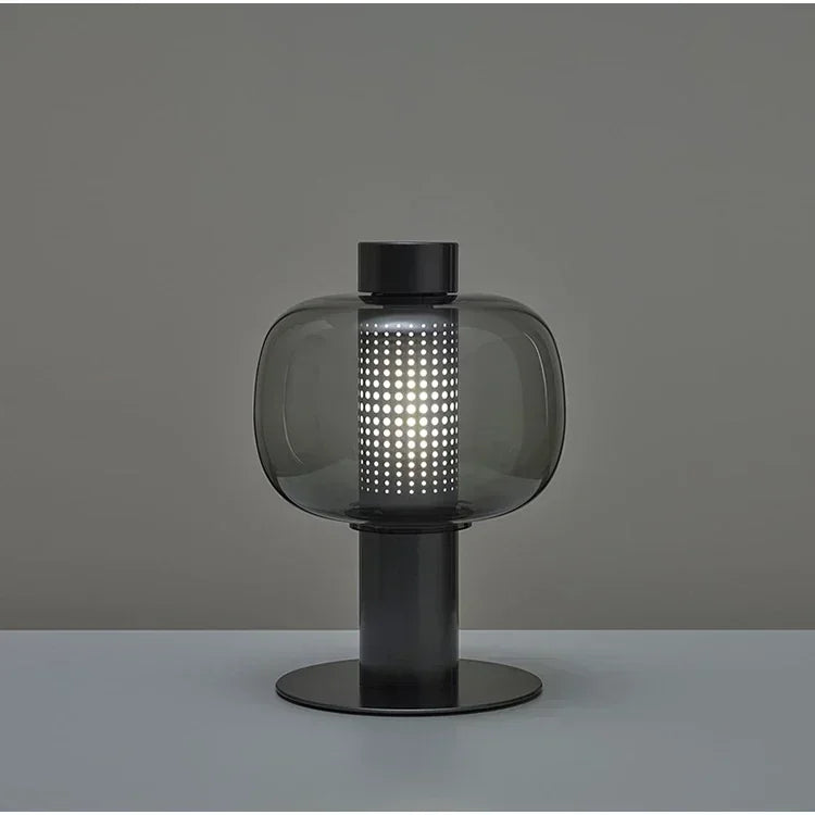 Nowoczesna lampa stołowa OEM z czarnym metalowym korpusem i przezroczystym kloszem