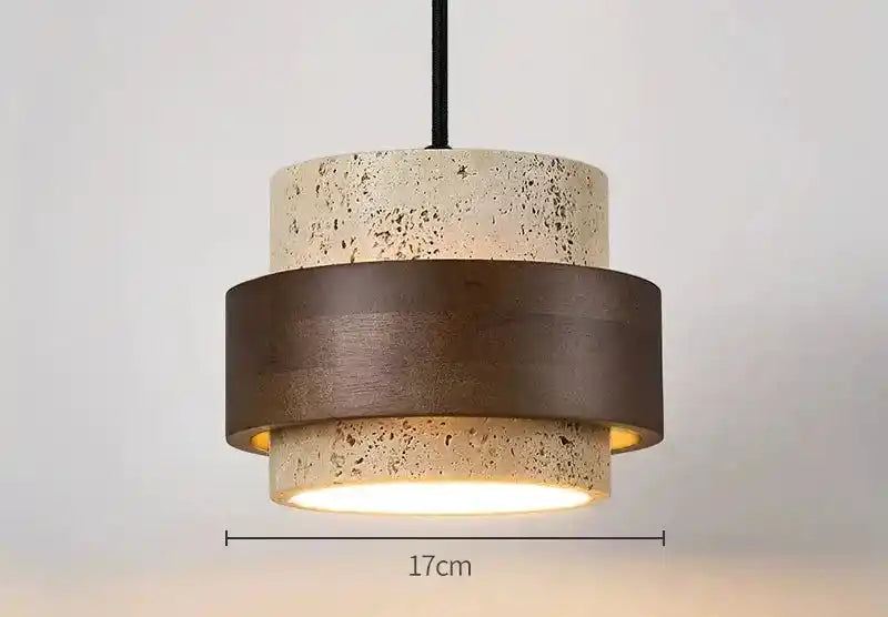 Lampa wisząca o nowoczesnym designie z naturalnym kamieniem i ciemnym drewnianym pierścieniem