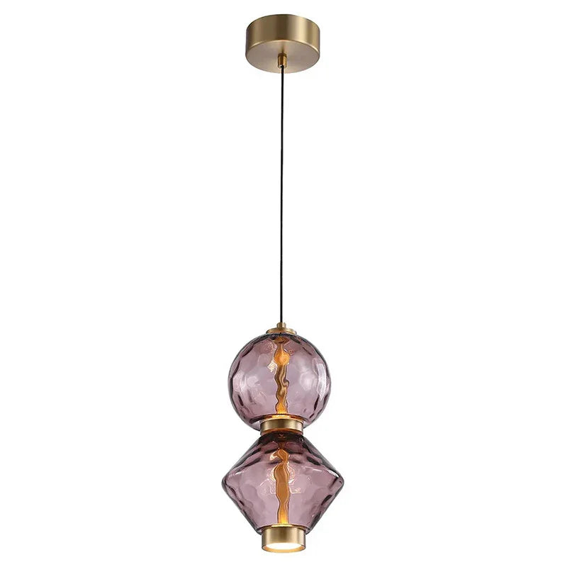 Lampa z włoskiego szkła, wisząca, różowa, kadr z przodu, do nowoczesnego salonu