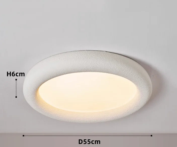 Elegancka lampa sufitowa DRMIYA o średnicy 55 cm i wysokości 6 cm z białym wykończeniem