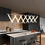 Nowoczesne lampy wiszące LED w kuchni nad wyspą, designerskie oświetlenie loftowe