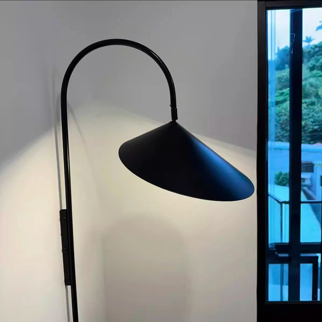 Nowoczesna czarna lampa ścienna JIANKEXING z zakrzywionym ramieniem do oświetlenia wnętrza