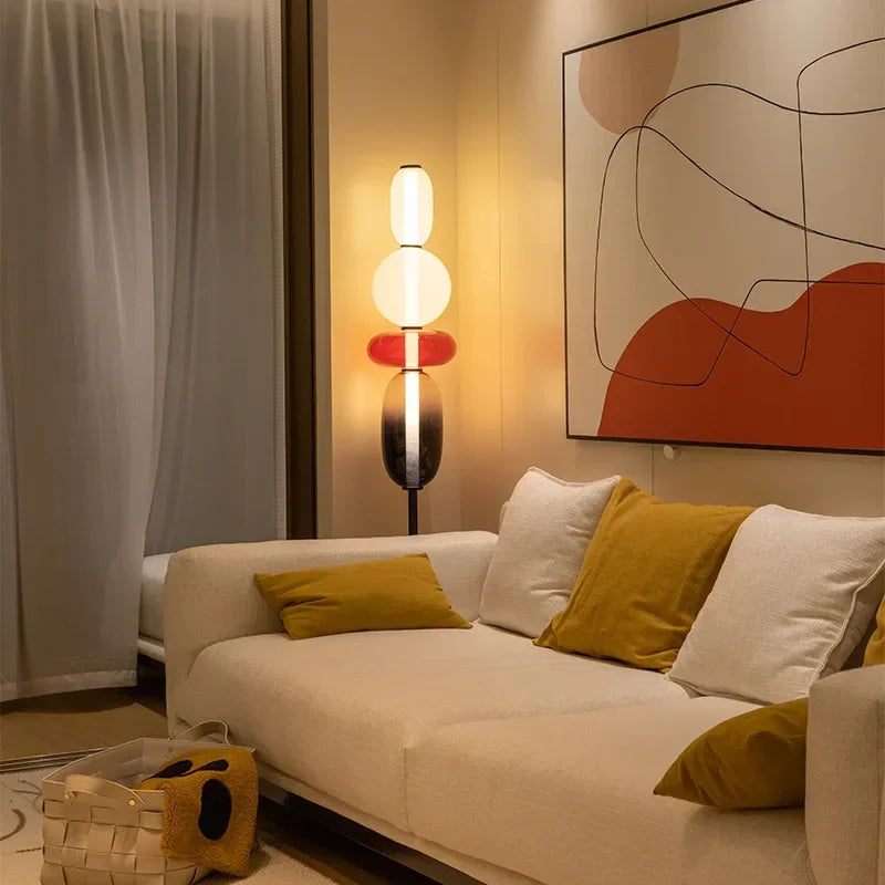 Nowoczesna lampa podłogowa JIANKEXING o unikalnym designie w stylowym, przytulnym salonie