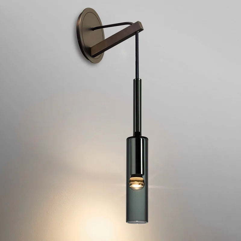 SterilAir nowoczesna lampa ścienna z cylindrycznym kloszem i czarnym wykończeniem