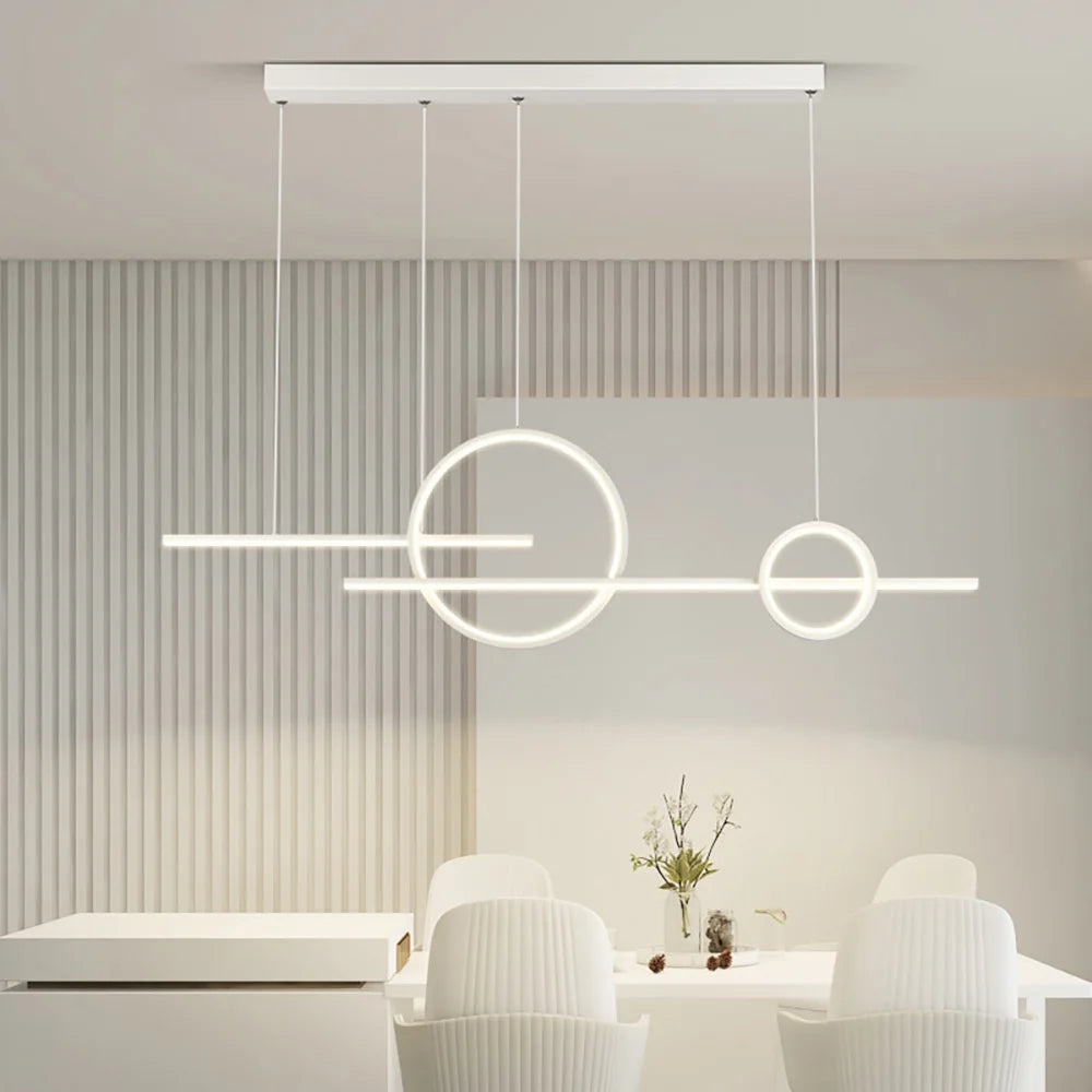 Nowoczesne lampa wisząca ASCELINA z geometrycznym designem w jasnym salonie nad stołem