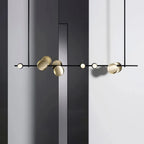 Nowoczesne lampy sufitowe Artpad z metalowymi złotymi elementami i minimalistycznym designem do salonu