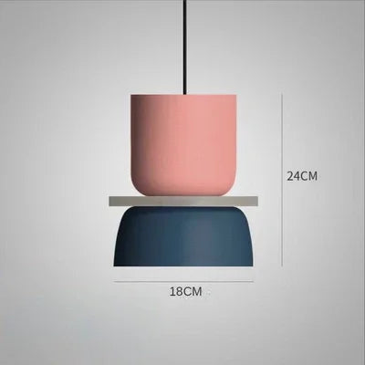 Pastelowa lampa wisząca, różowa górna część, niebieska podstawa, 24 cm wysokości, idealna do salonu