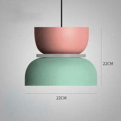 Pastelowa lampa wisząca, kolor różowy i miętowy, przód, do nowoczesnego salonu
