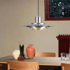 Stalowa lampa wisząca od TAONUANSHU z nowoczesnym designem, idealna do jadalni